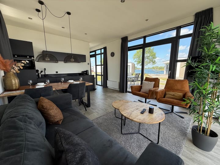 Photo 9 of Rijnbandijk 36-95