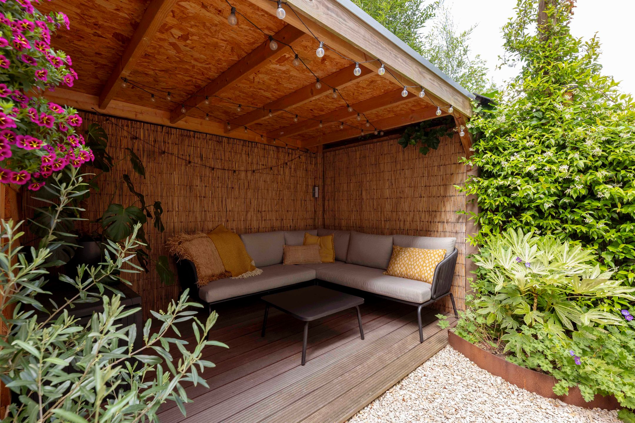 Photo 9 of Hoofdweg 351-H