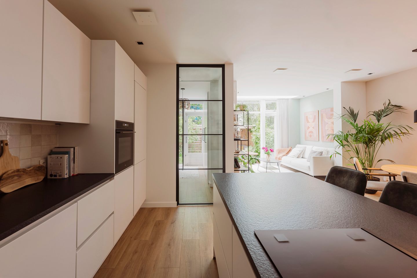 Photo 14 of Hoofdweg 351-H