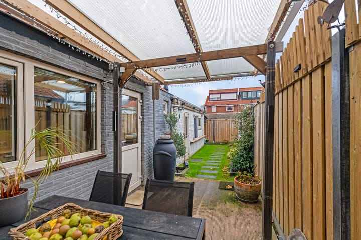 Foto 19 van Beatrixstraat 4