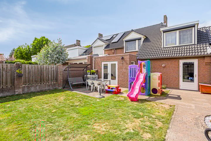 Foto 27 van Steenoven 24