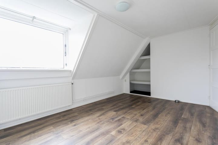 Foto 13 van Jan van Galenstraat 27