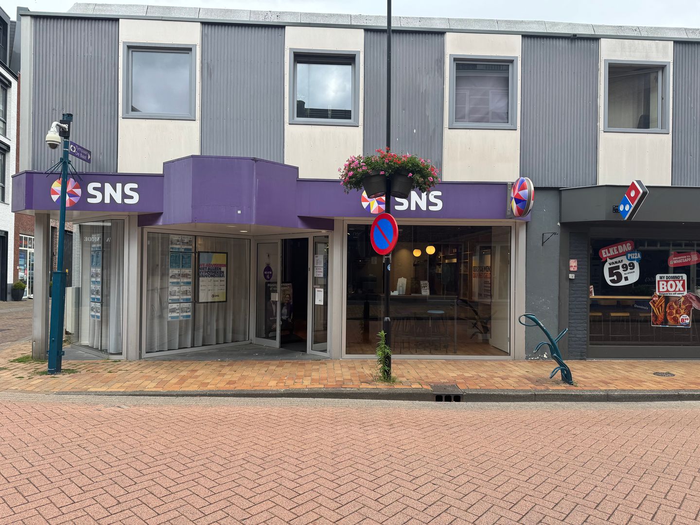Bekijk foto 2 van Dorpsstraat 63