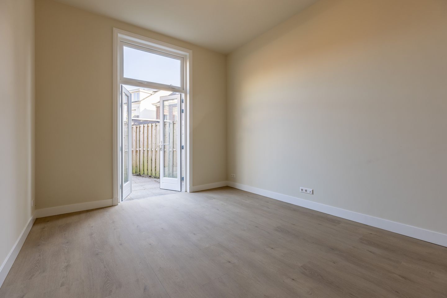 Foto 10 van De Genestetlaan 11