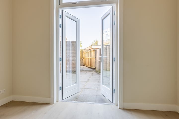 Foto 11 van De Genestetlaan 11