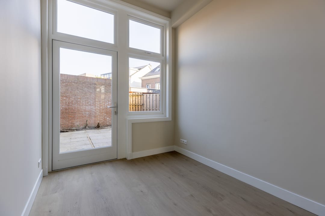 Foto 16 van De Genestetlaan 11