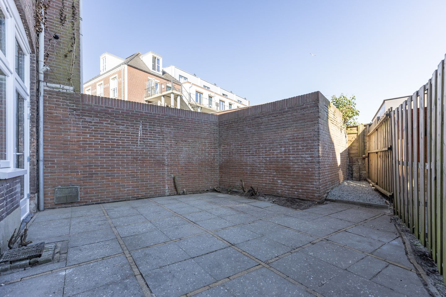 Foto 20 van De Genestetlaan 11