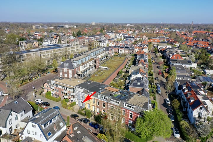 Foto 25 van De Genestetlaan 11