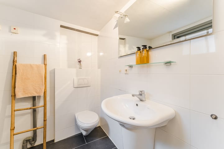 Foto 15 van Wagendwarsstraat 58