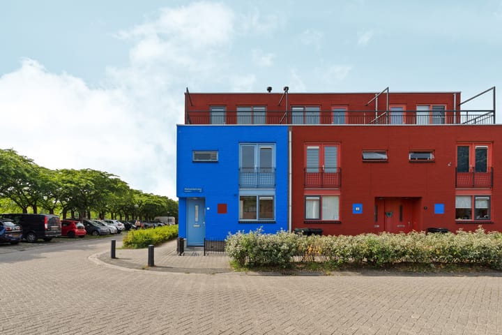 Photo 6 of Mahoniestraat 1