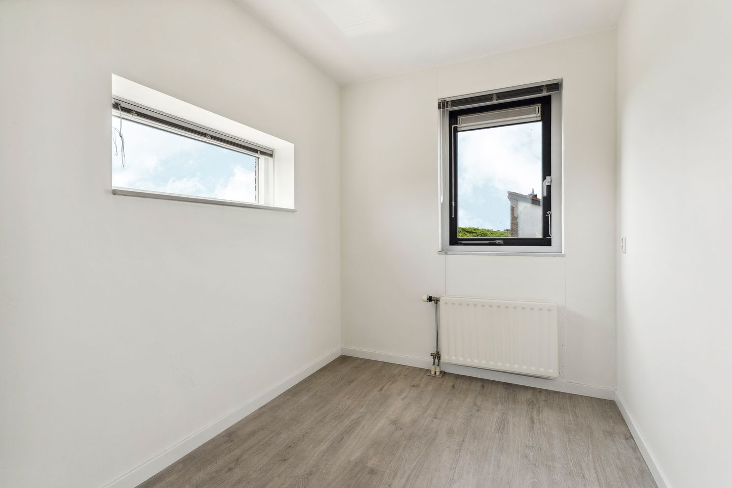 Photo 35 of Mahoniestraat 1
