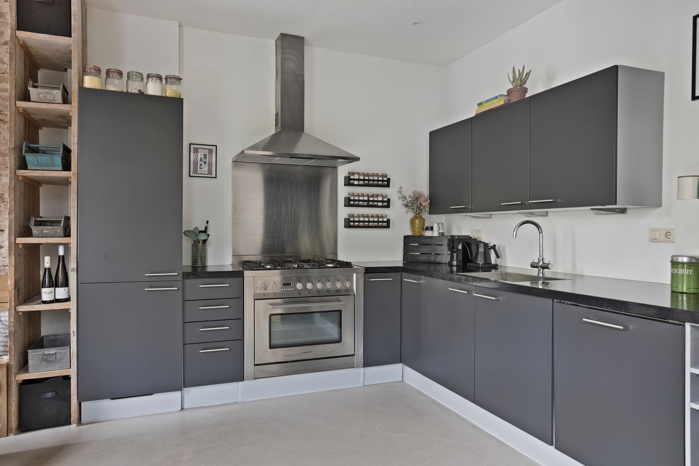 Foto 14 van Korevaarstraat 2-C