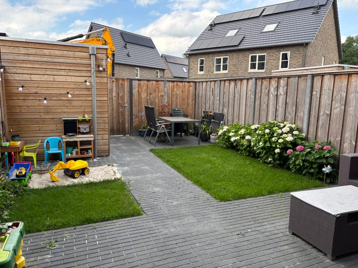 Foto 15 van Jeneverbes 25