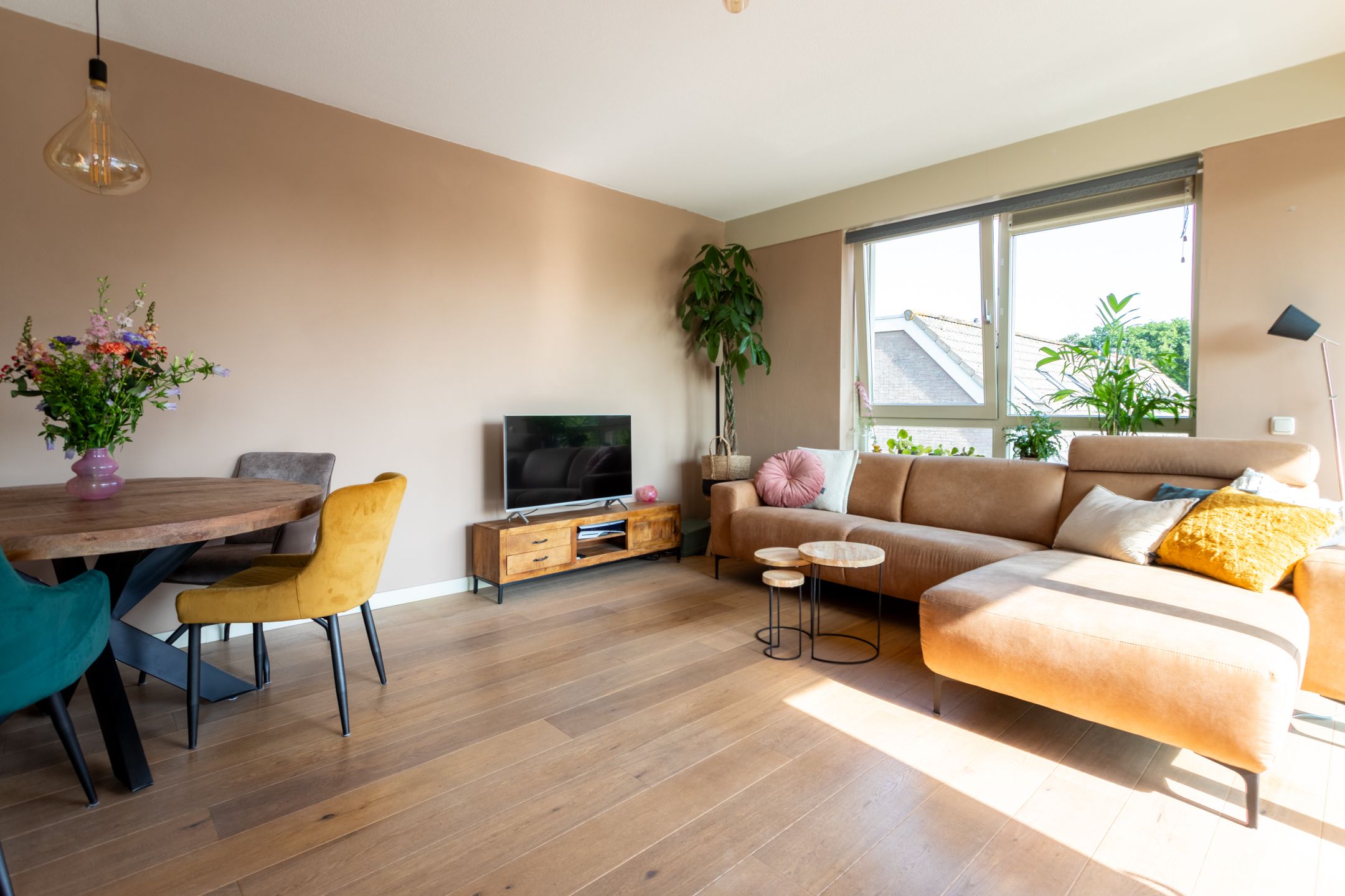 Foto 3 van Rijksweg 45-G