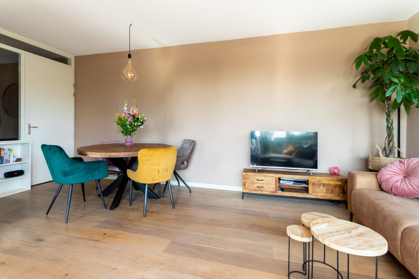 Foto 4 van Rijksweg 45-G