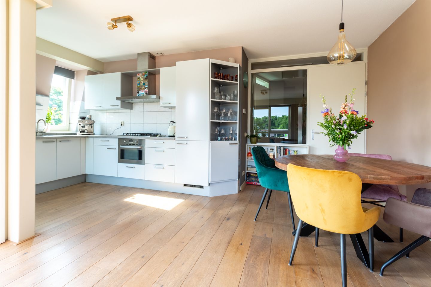 Foto 5 van Rijksweg 45-G