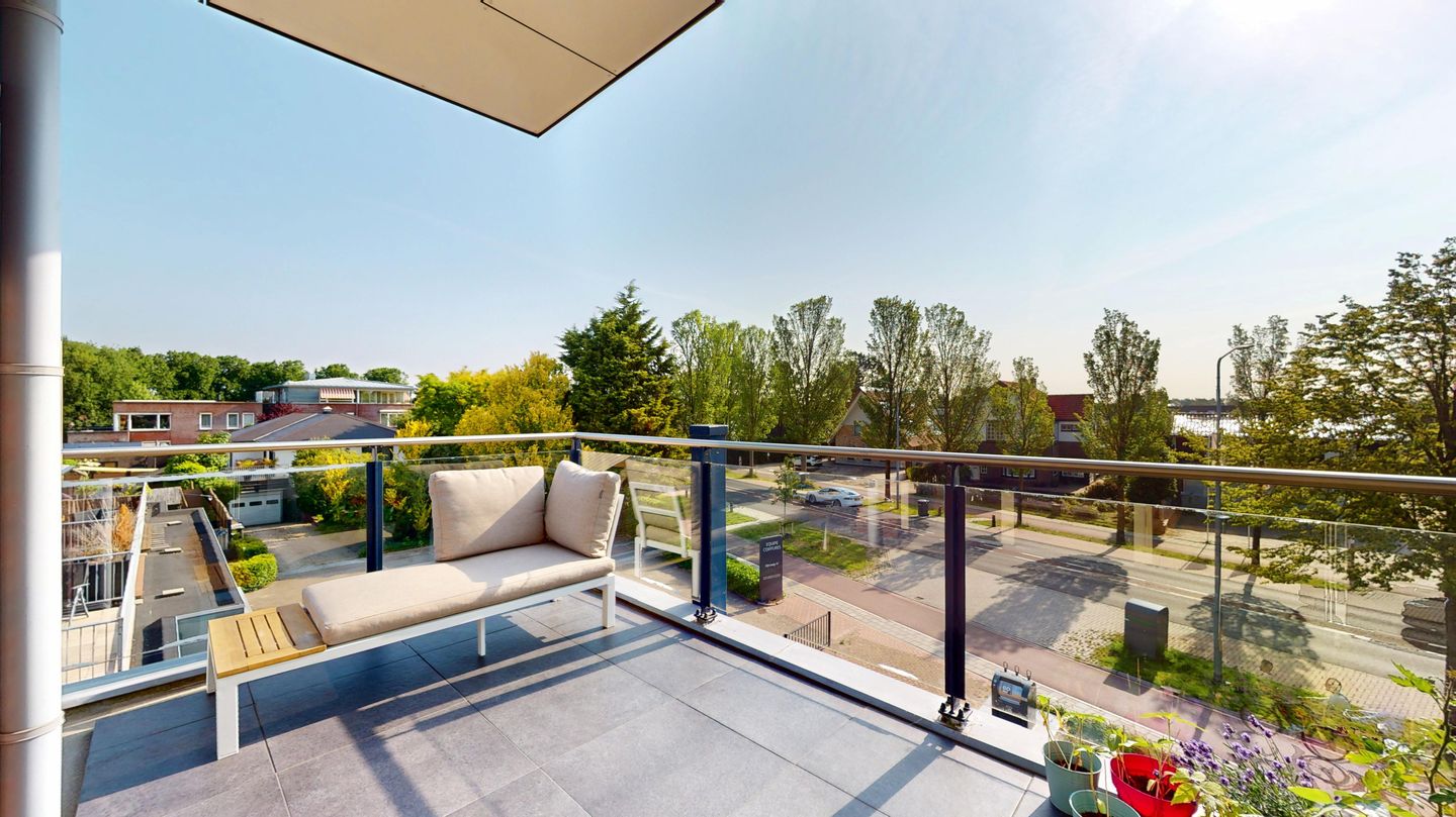 Foto 10 van Rijksweg 45-G