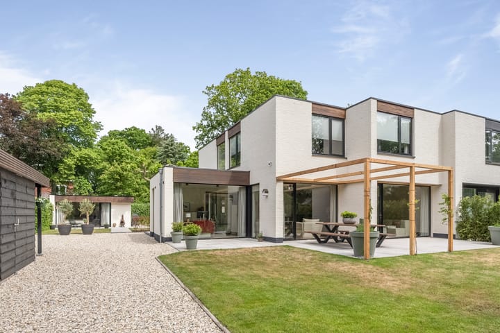 Photo 1 of Merellaan 16