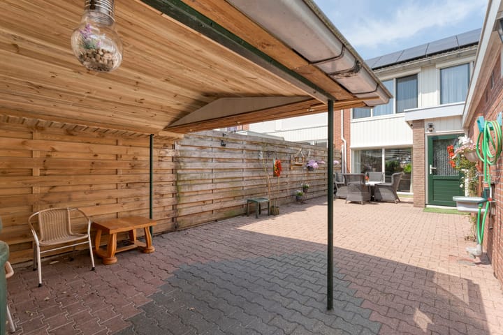 Foto 32 van Prinses Margrietlaan 42