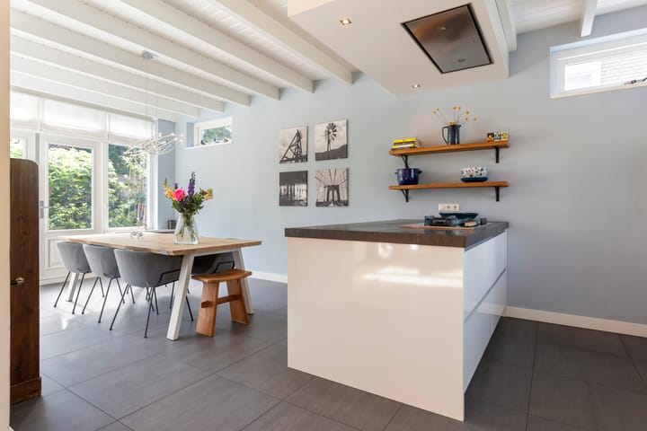 Foto 9 van Staringlaan 1