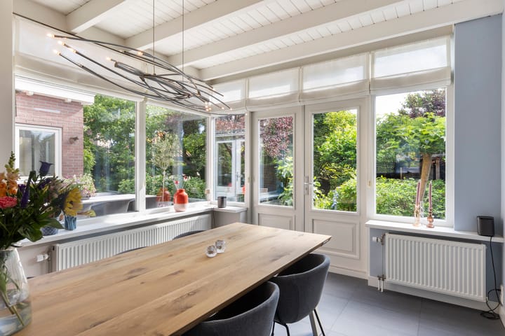 Foto 14 van Staringlaan 1