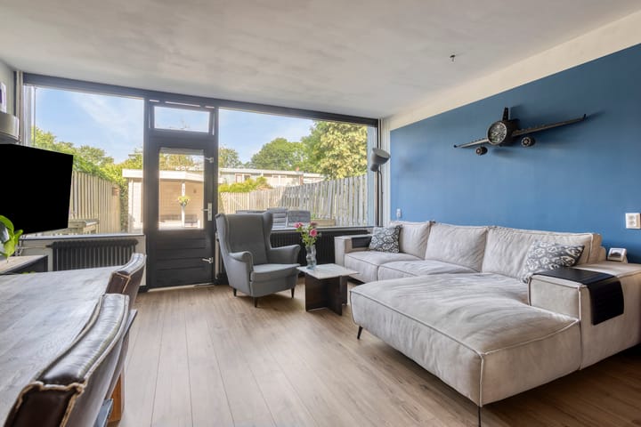 Foto 7 van Schrijnwerkershorst 229