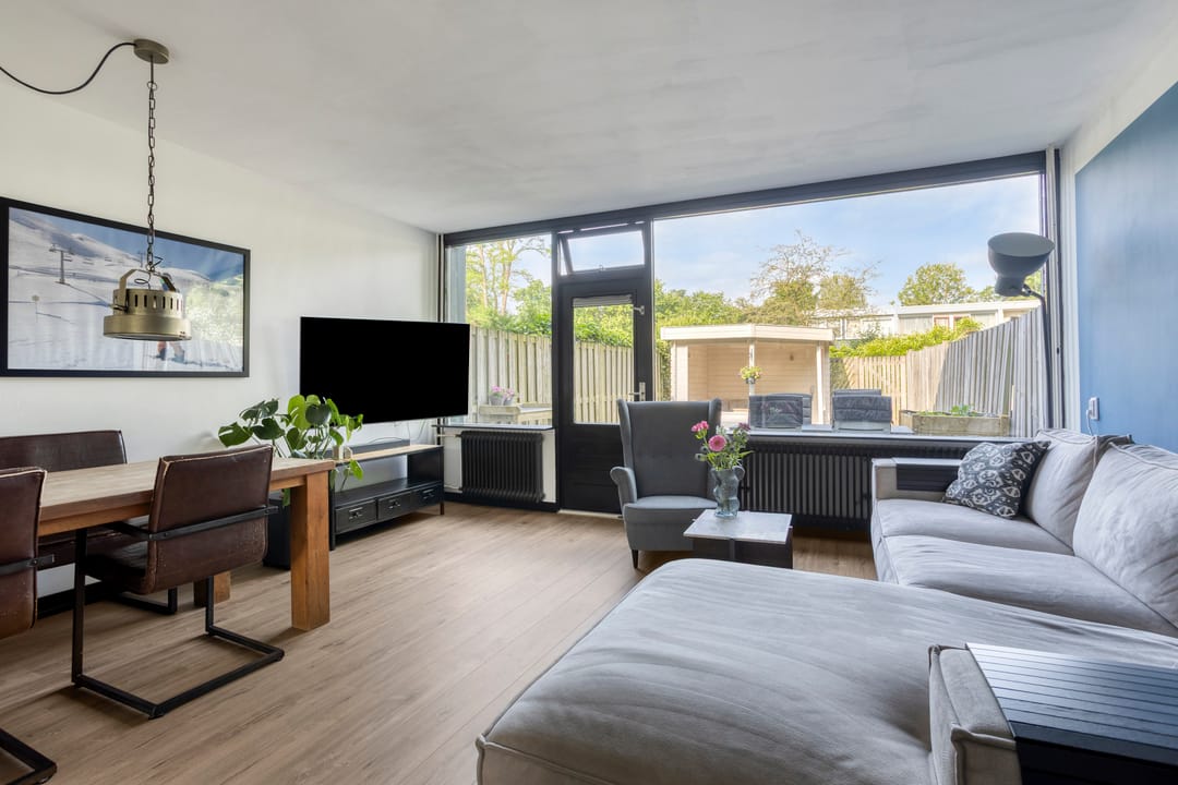 Photo 2 of Schrijnwerkershorst 229