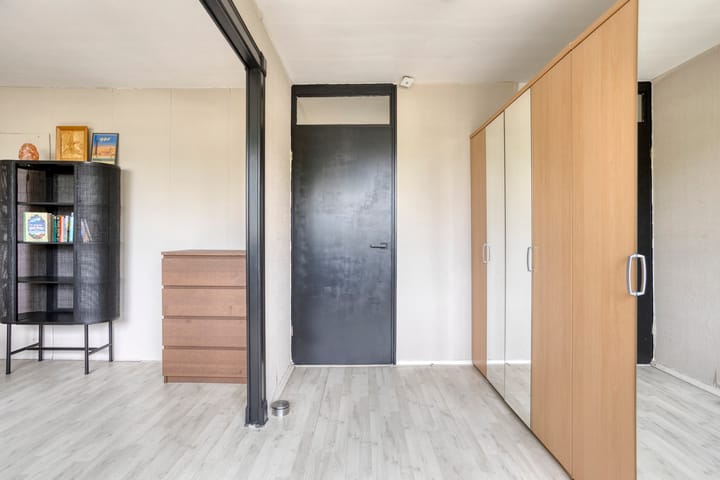 Foto 22 van Schrijnwerkershorst 229