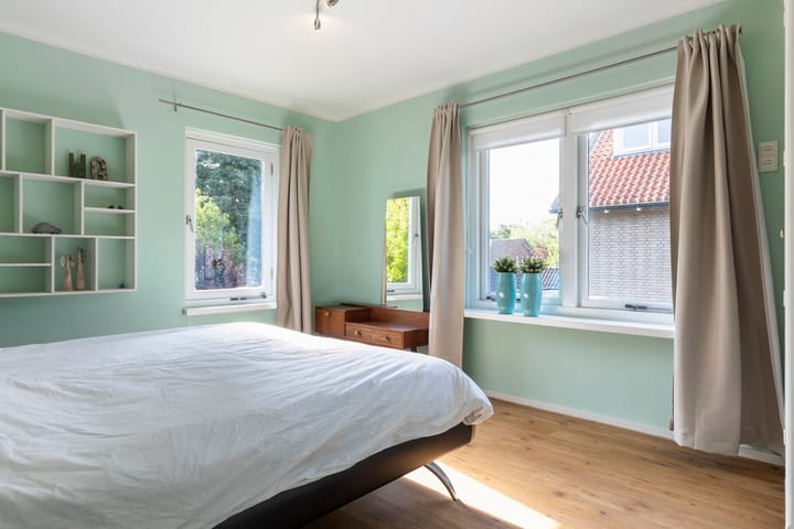 Foto 42 van Staringlaan 1