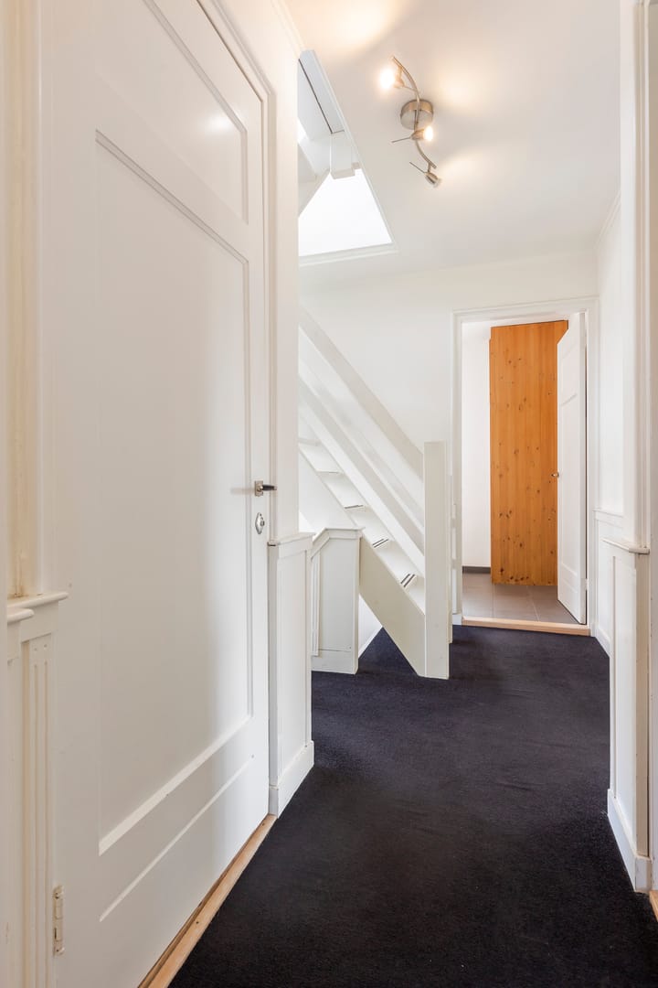 Foto 46 van Staringlaan 1