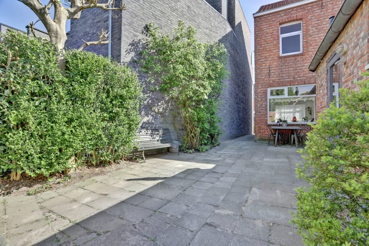 Foto 28 van Pastoor de Katerstraat 13