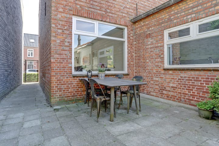 Foto 32 van Pastoor de Katerstraat 13