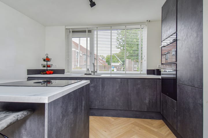 Photo 13 of Rivierenlaan 166