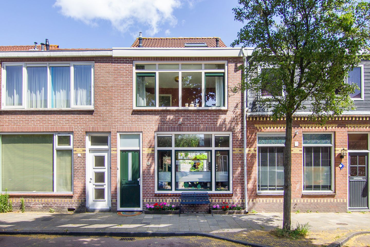 Foto 1 van Van der Hulststraat 7