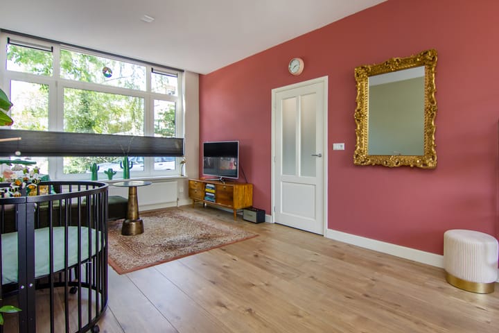 Foto 16 van Van der Hulststraat 7