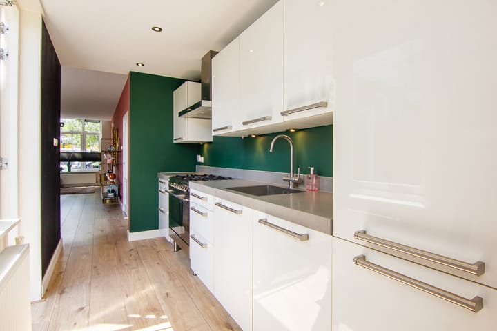 Foto 20 van Van der Hulststraat 7