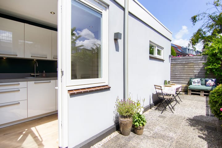 Foto 24 van Van der Hulststraat 7