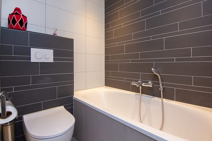 Foto 40 van Van der Hulststraat 7