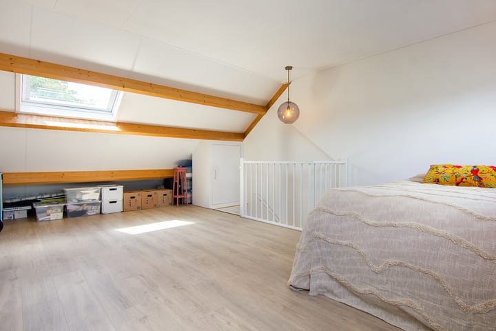 Foto 50 van Van der Hulststraat 7