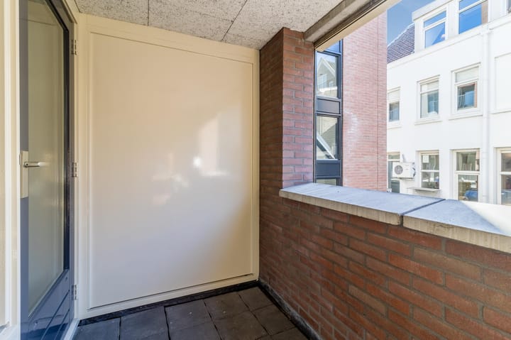 Photo 16 of Oostzeedijk 324-F