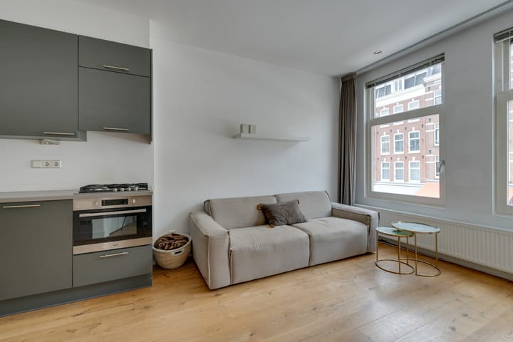 Photo 8 of Albert Cuypstraat 256-1V