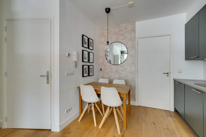 Photo 12 of Albert Cuypstraat 256-1V