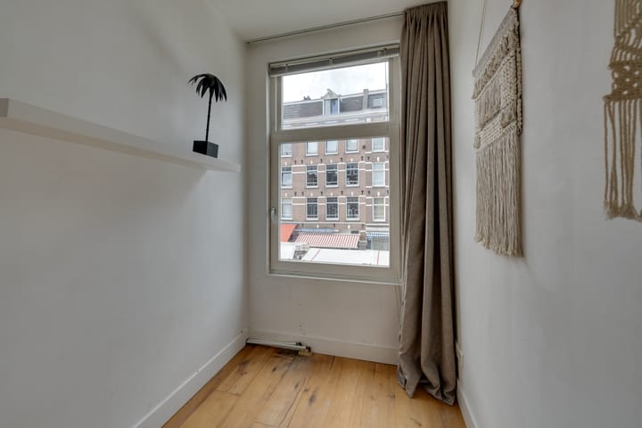 Photo 18 of Albert Cuypstraat 256-1V