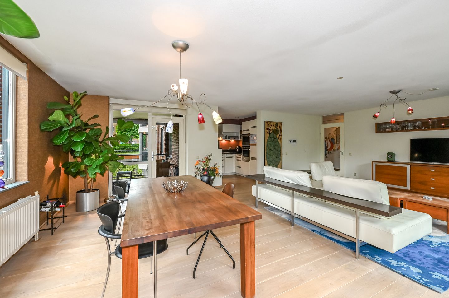 Foto 14 van Via Verdi 143