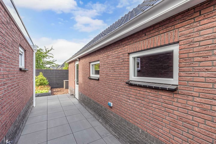 Foto 43 van Hege Kamp 44