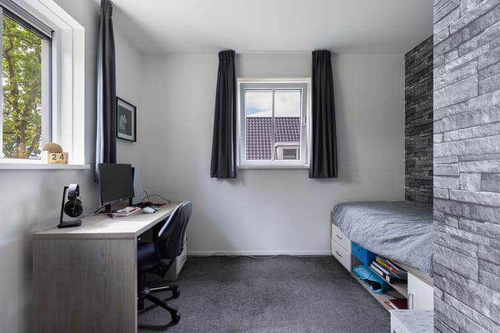 Foto 60 van Hege Kamp 44