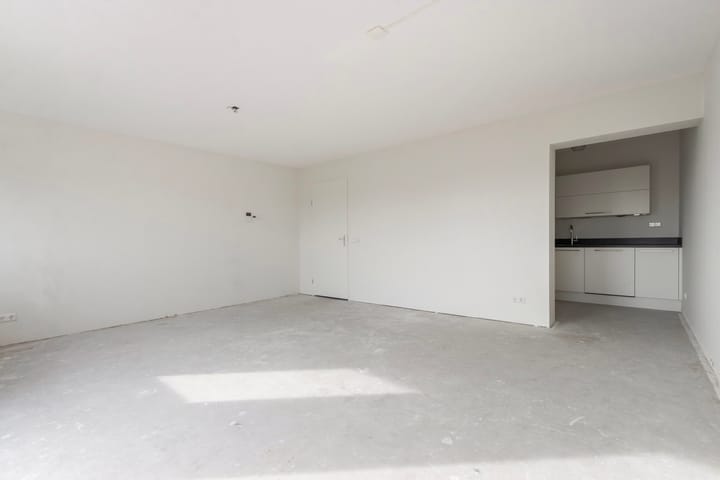 Foto 14 van Korte Parallelweg 63