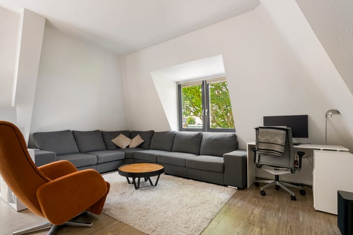 Foto 2 van Hofland 8-B