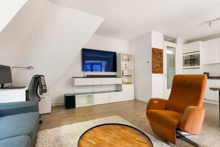 Photo 7 of Hofland 8-B