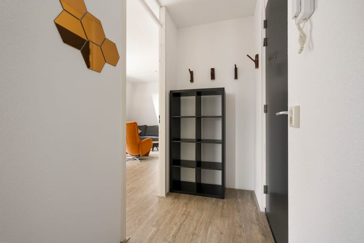 Photo 18 of Hofland 8-B